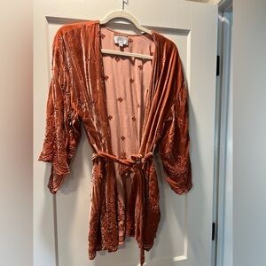 Johnny was Jade burnt sienna Axel velvet eyelet kimono
